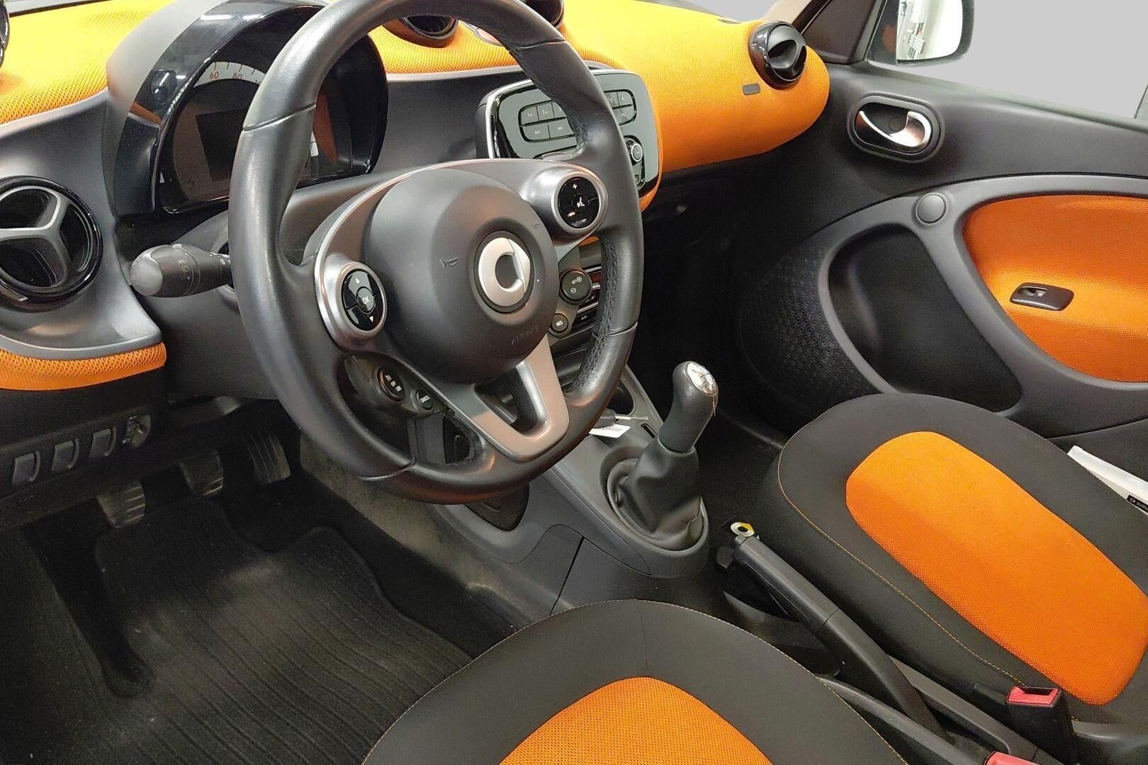 smart forfour iso kuva 11