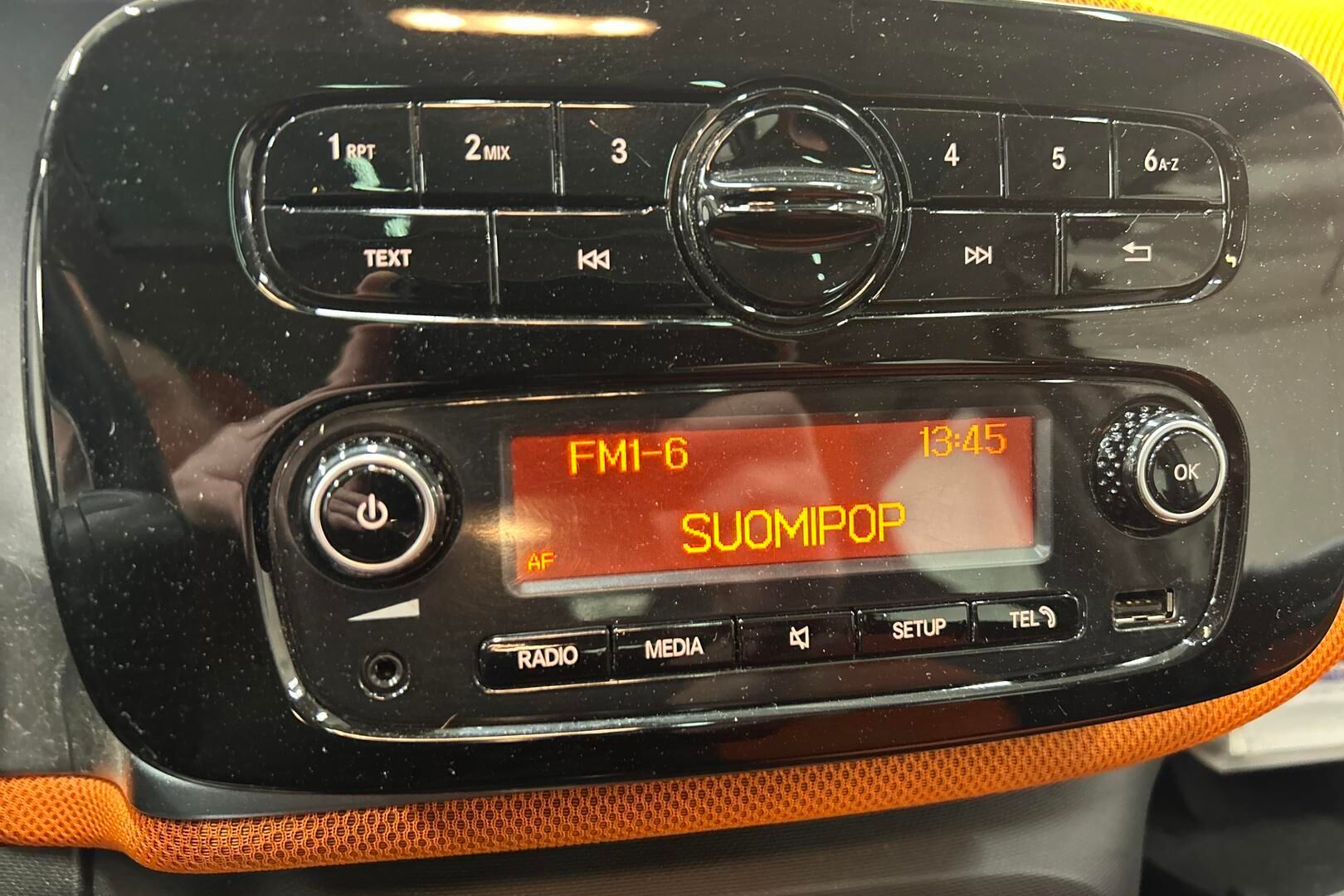 smart forfour iso kuva 16