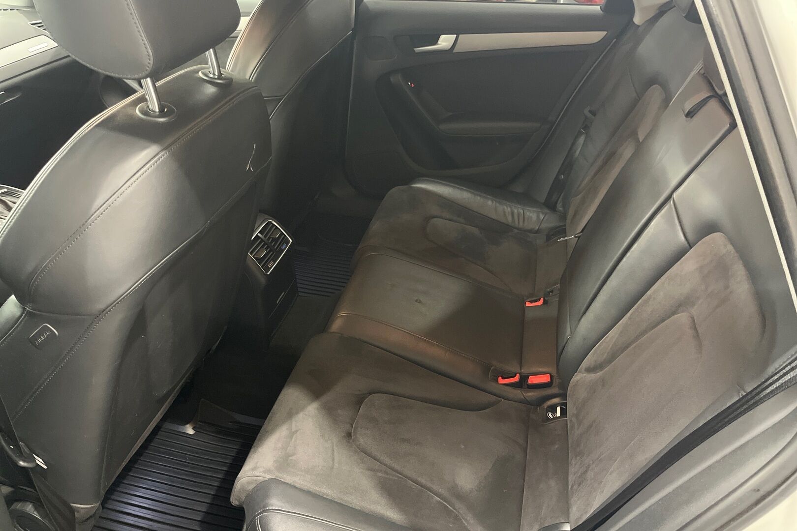 Audi A4 allroad quattro iso kuva 9