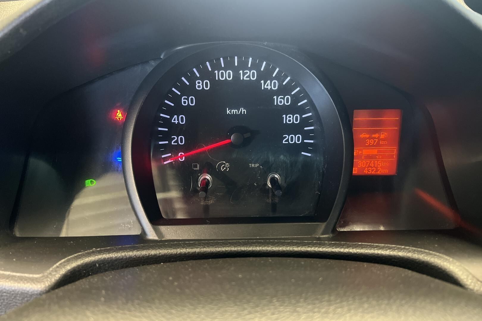 Nissan NV200 iso kuva 20