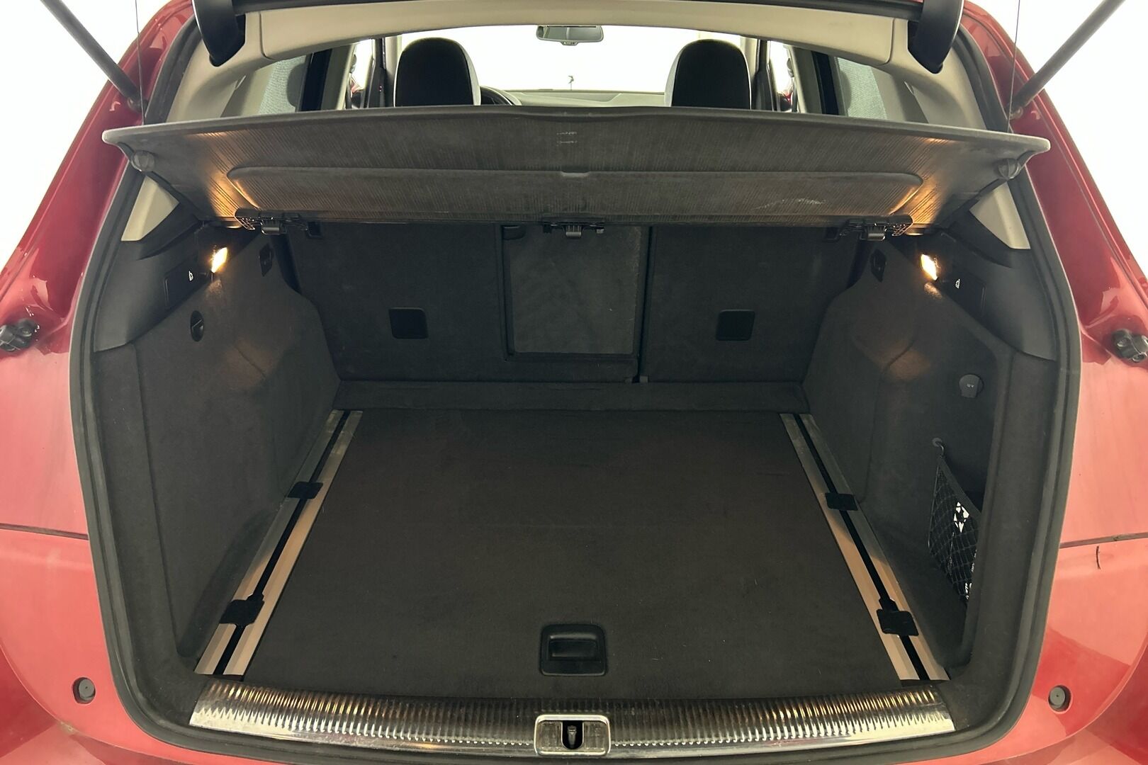Audi Q5 iso kuva 10