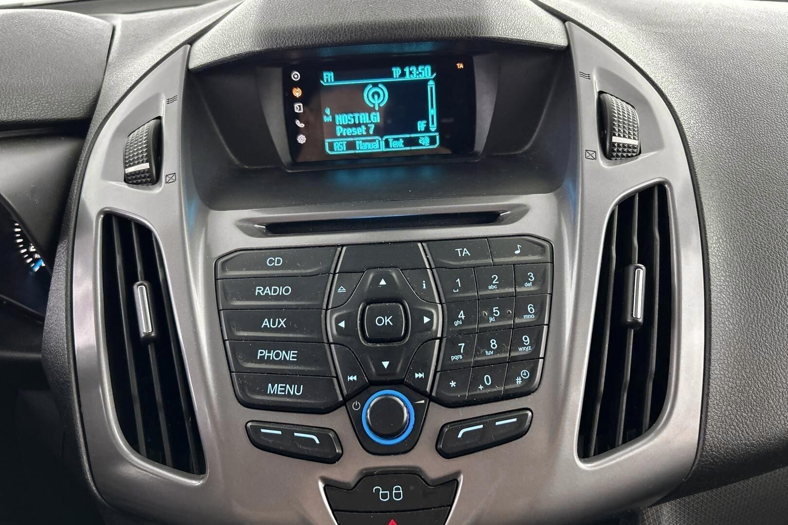 Ford Transit Connect iso kuva 25