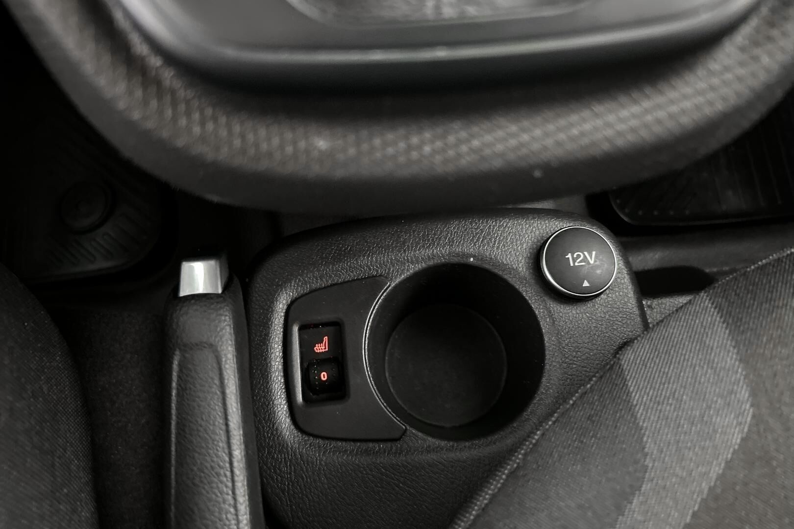 Ford Transit Connect iso kuva 26