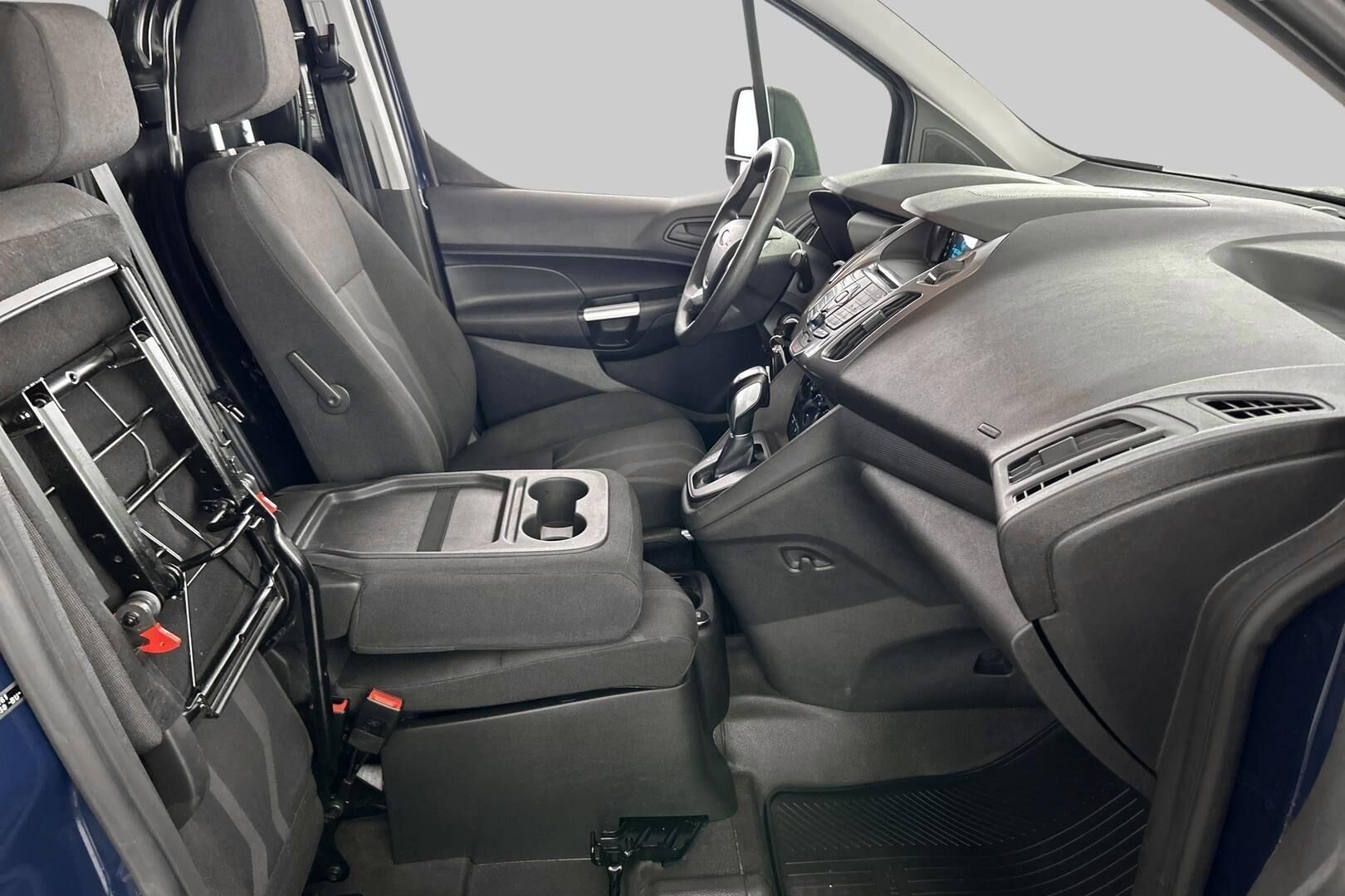 Ford Transit Connect iso kuva 14