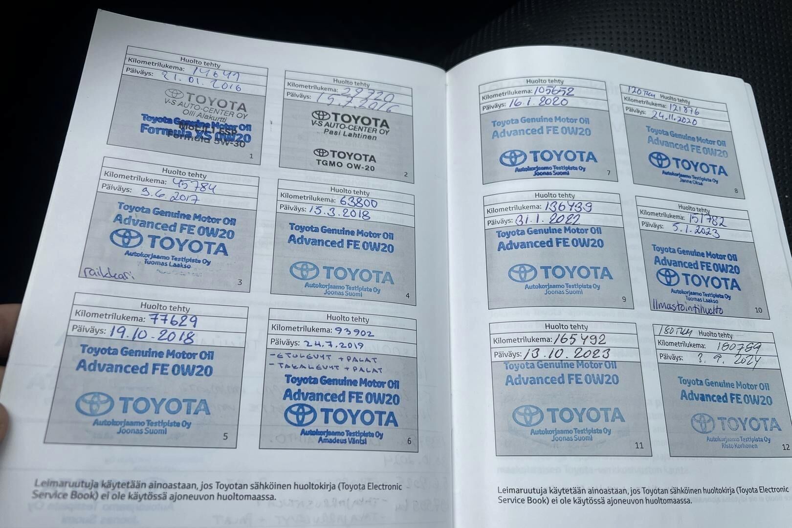 Toyota Avensis iso kuva 6