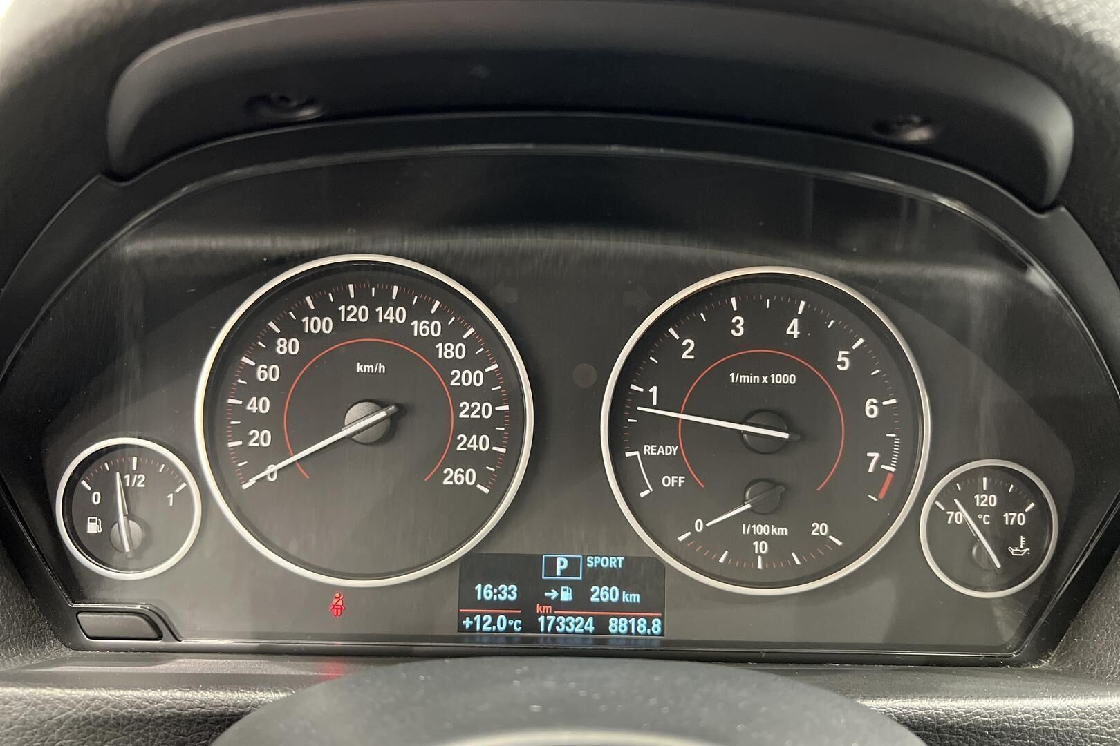 BMW 3-SARJA iso kuva 11