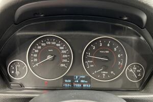 BMW 3-SARJA esikatselu 11