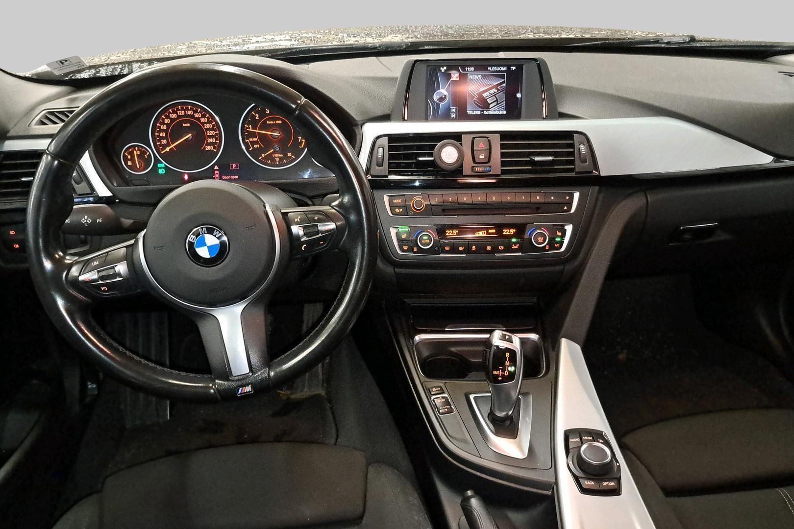 BMW 3-SARJA iso kuva 2