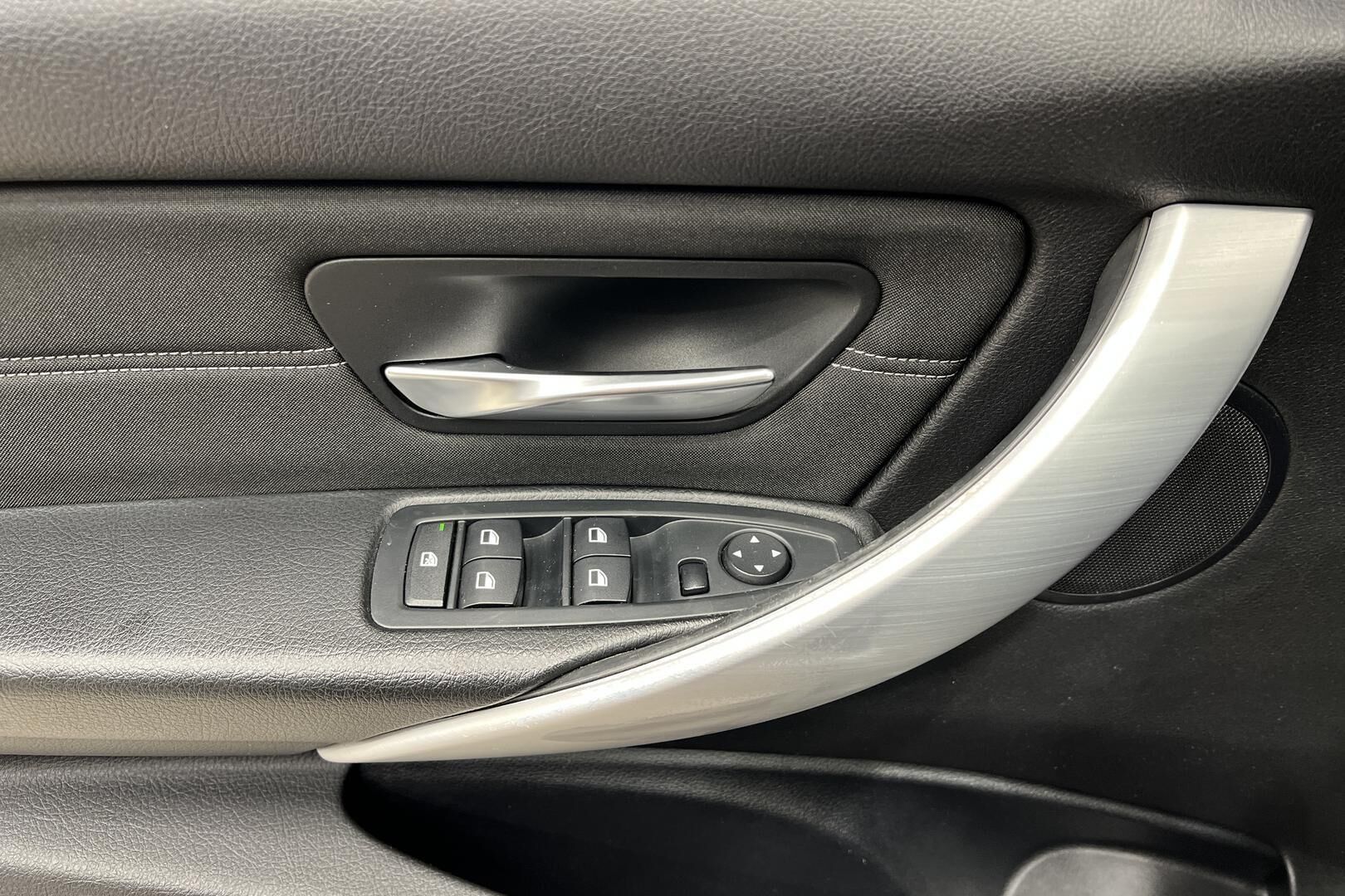 BMW 3-SARJA iso kuva 20