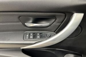 BMW 3-SARJA esikatselu 20