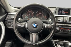BMW 3-SARJA esikatselu 21