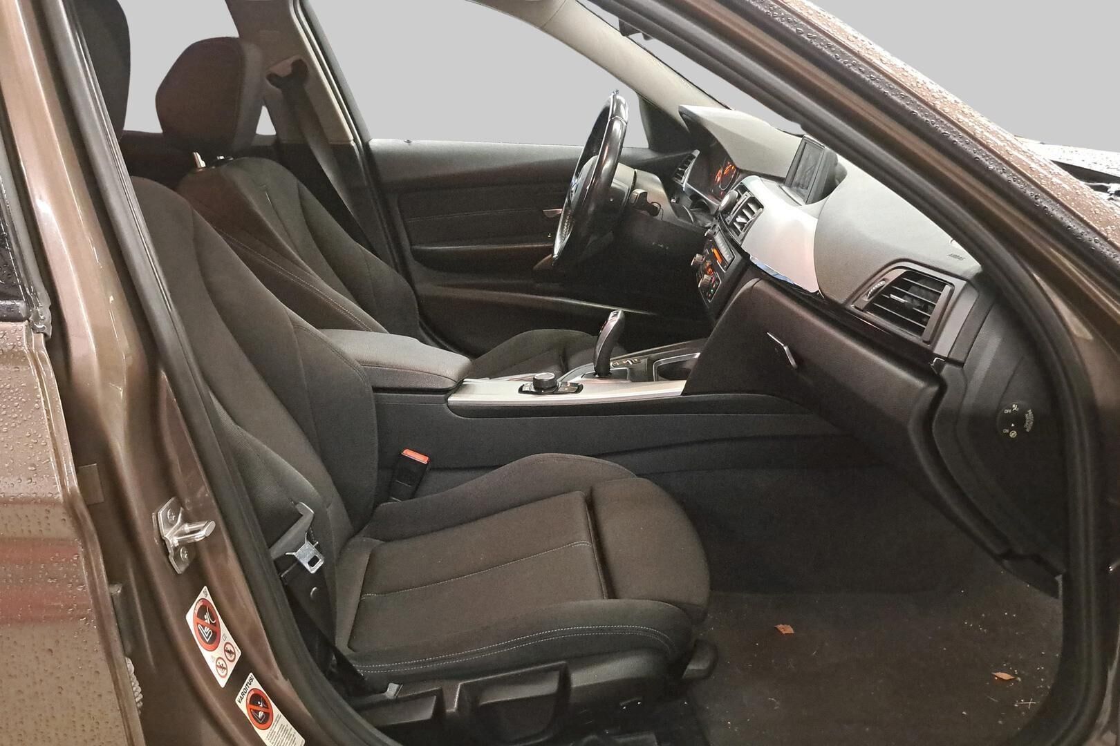 BMW 3-SARJA iso kuva 4