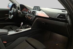 BMW 3-SARJA esikatselu 5