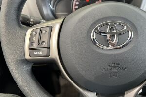 Toyota Yaris esikatselu 13