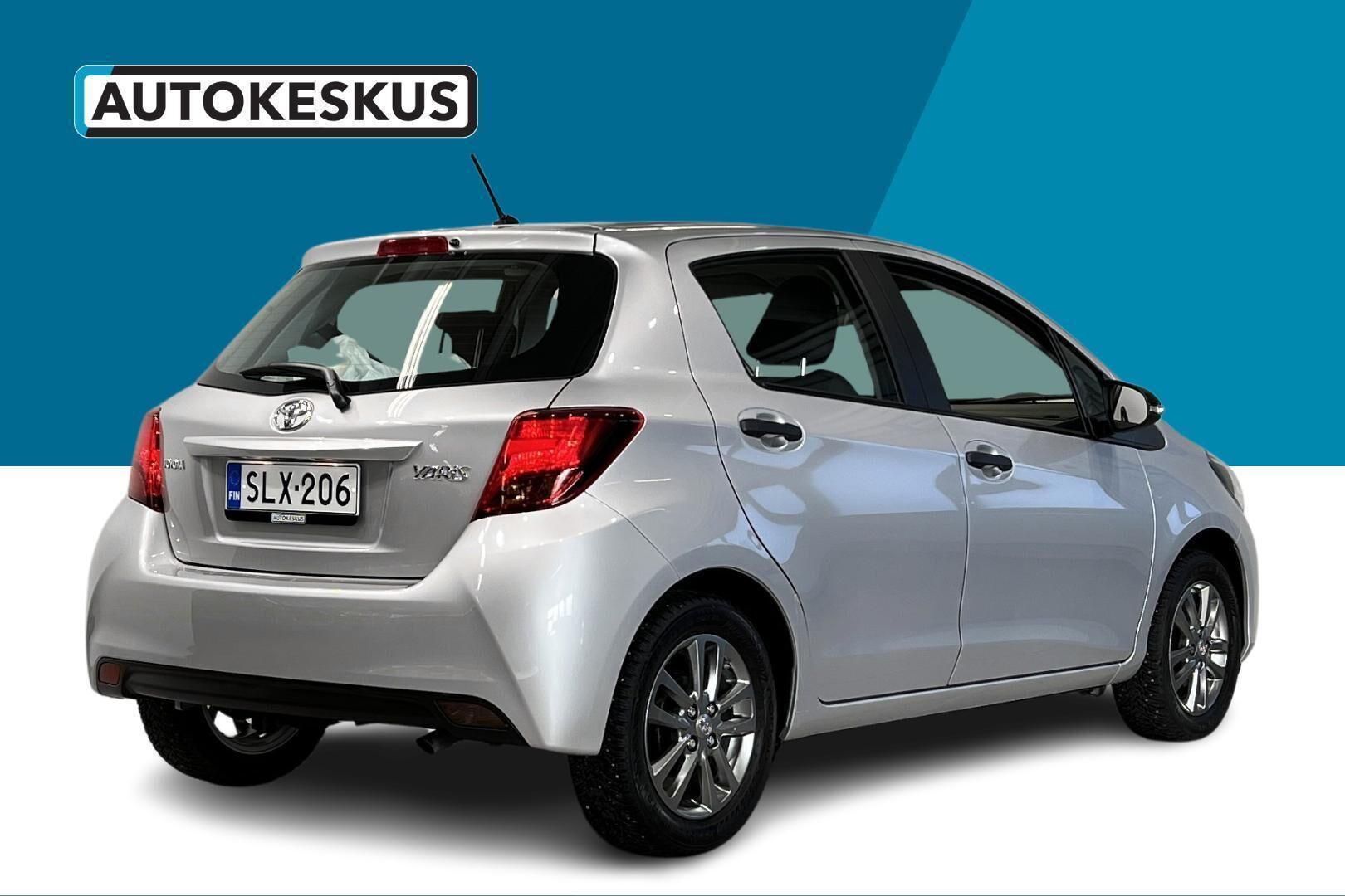 Toyota Yaris iso kuva 5