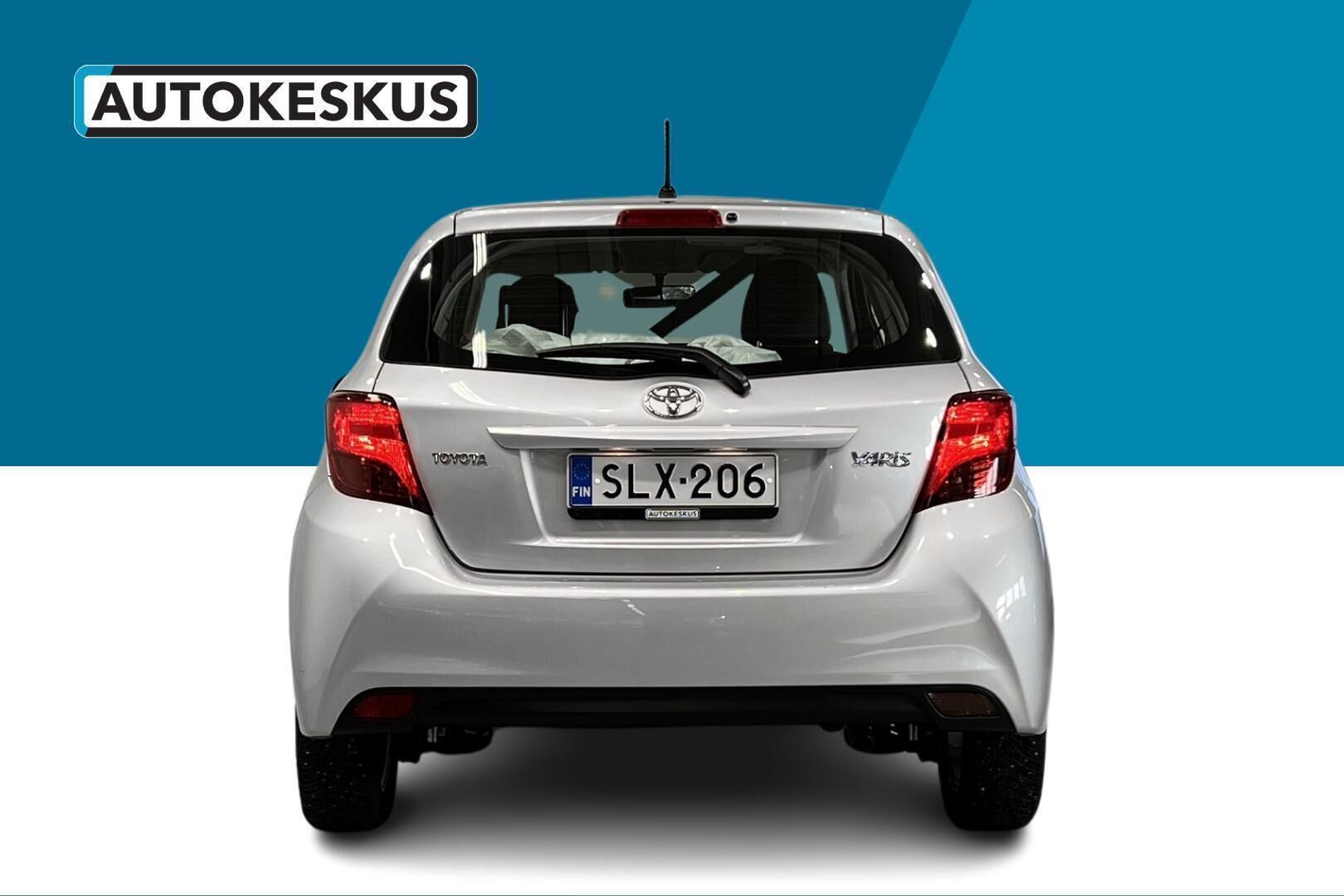 Toyota Yaris iso kuva 6