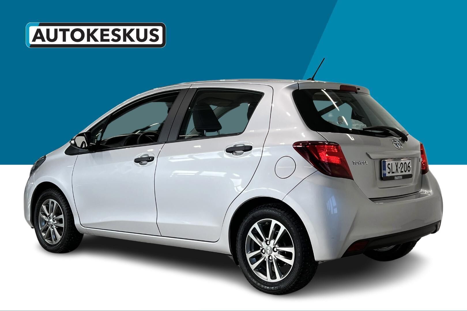 Toyota Yaris iso kuva 7