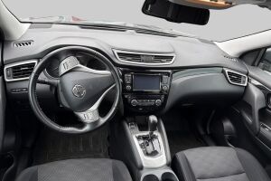 Nissan Qashqai esikatselu 1