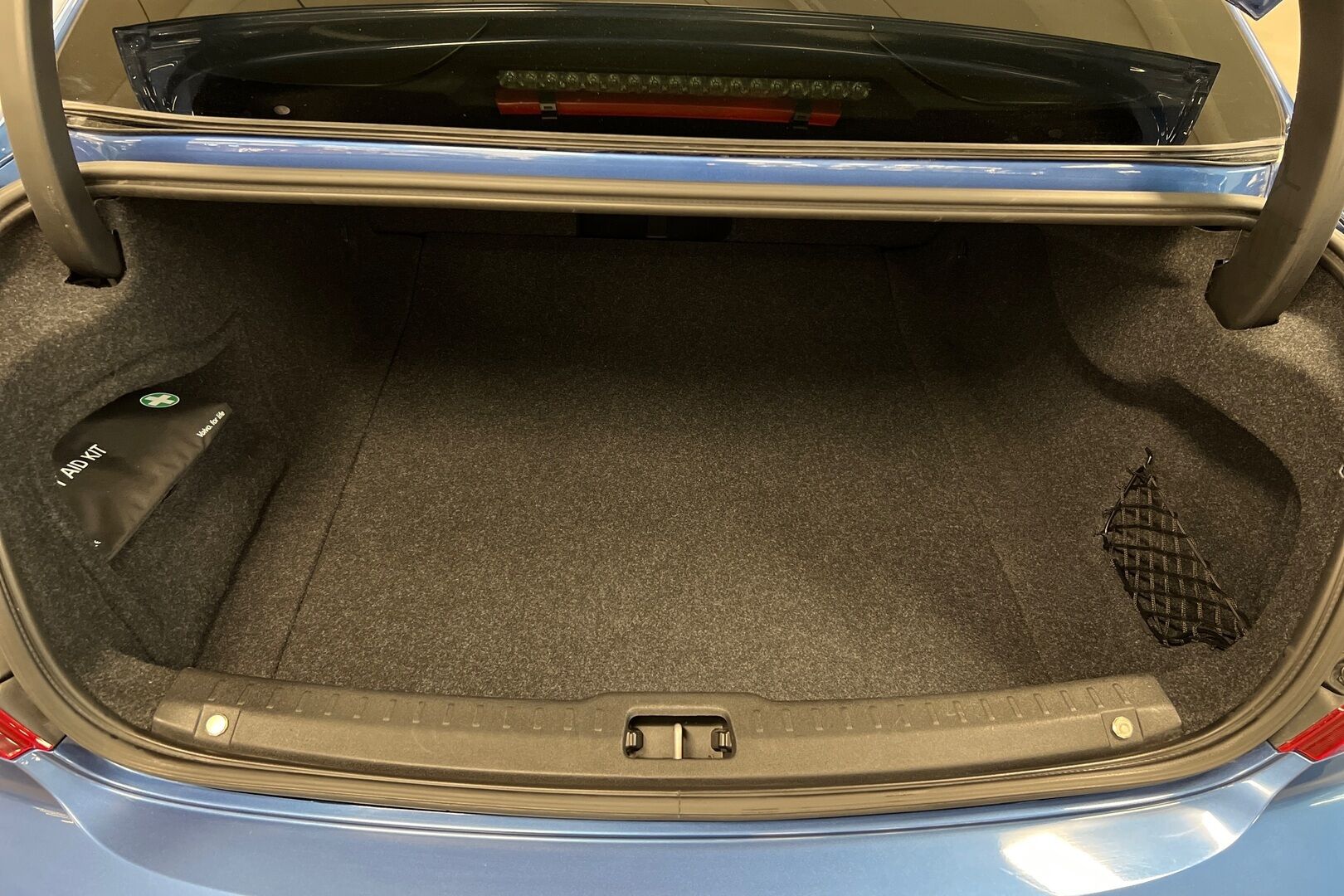 Volvo S90 iso kuva 12
