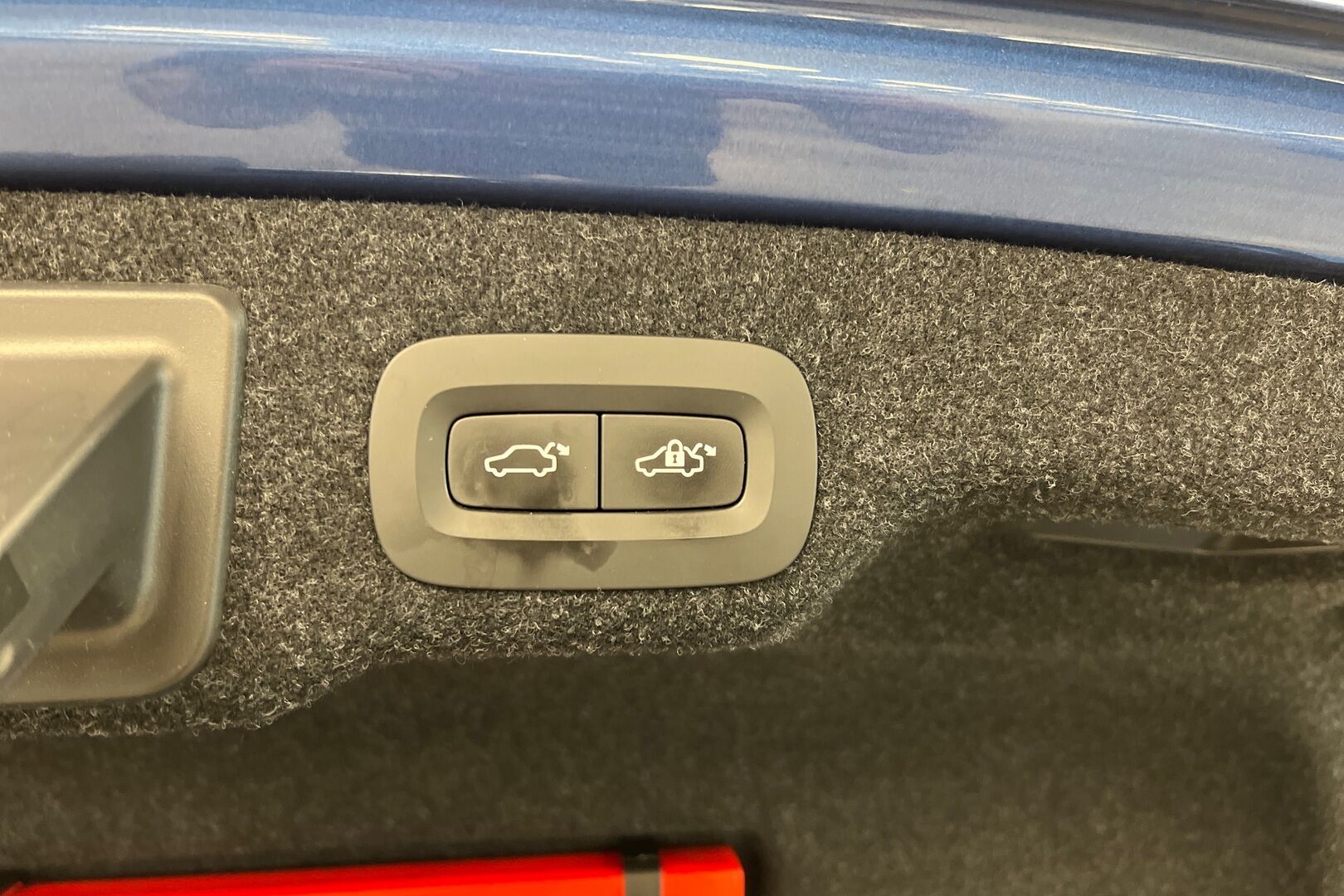 Volvo S90 iso kuva 14