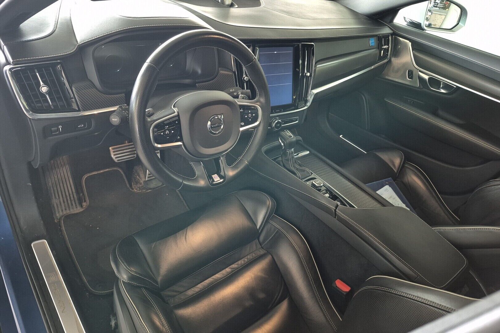 Volvo S90 iso kuva 2