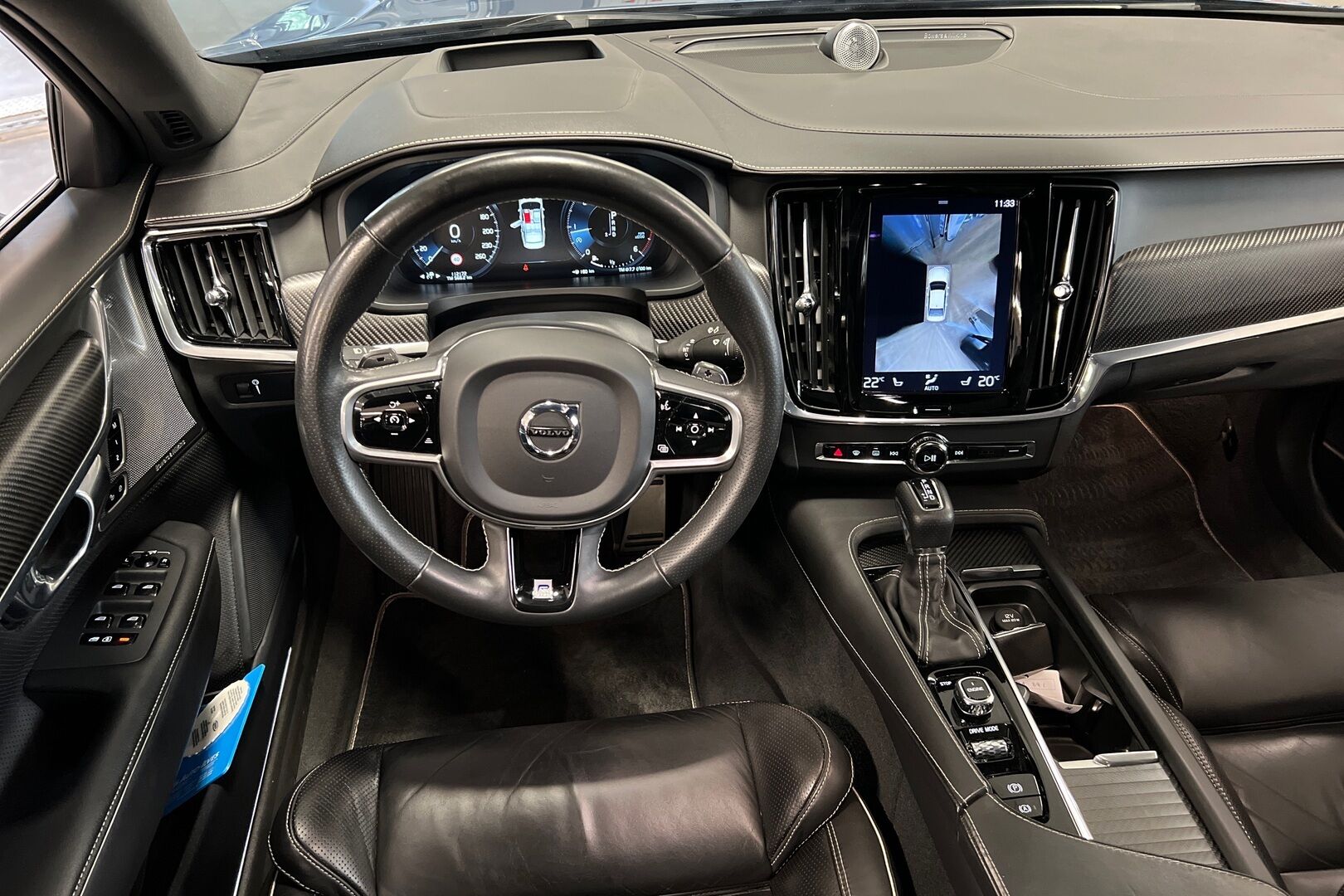 Volvo S90 iso kuva 9