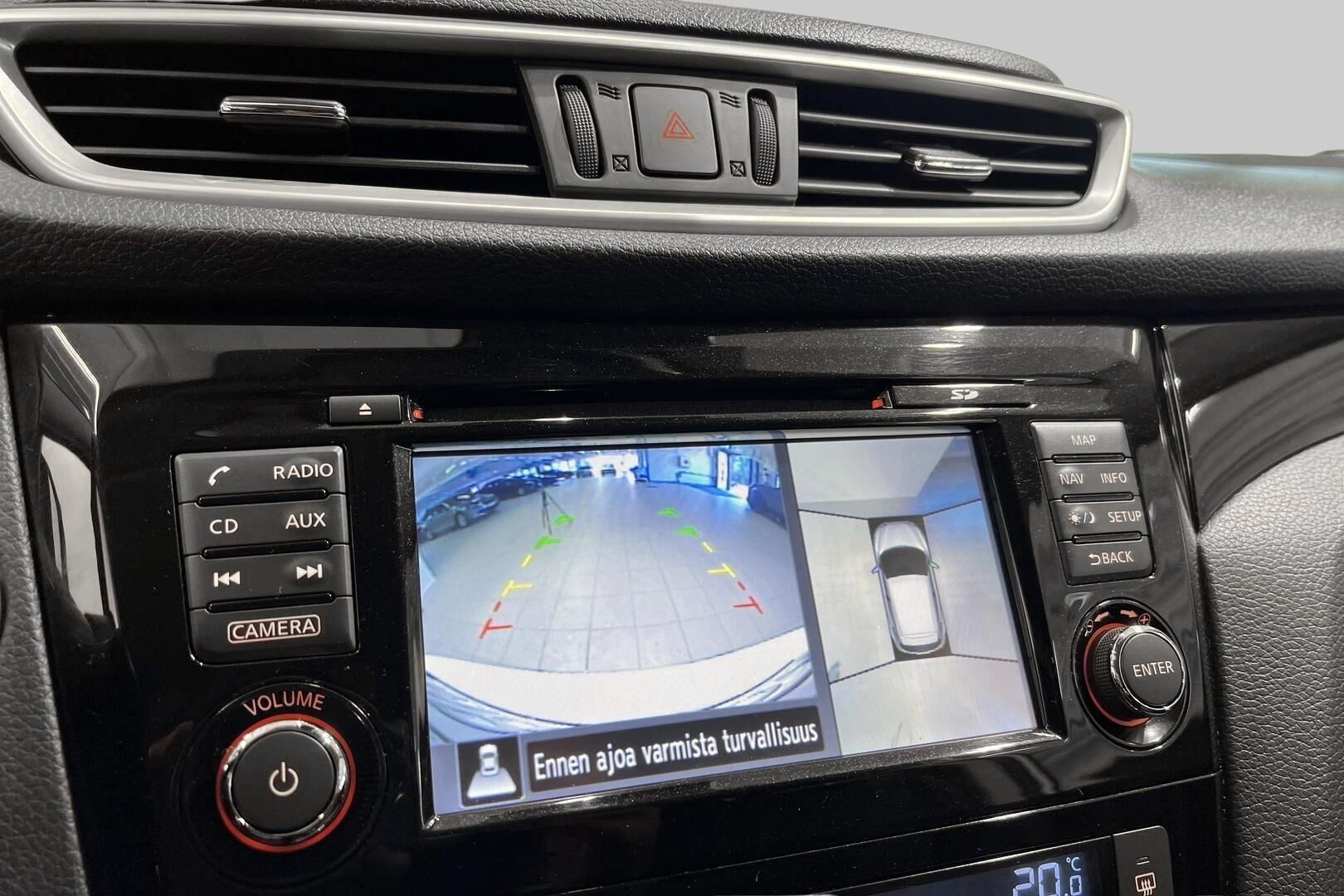 Nissan Qashqai iso kuva 16