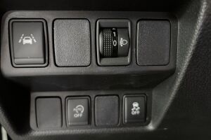 Nissan Qashqai esikatselu 14