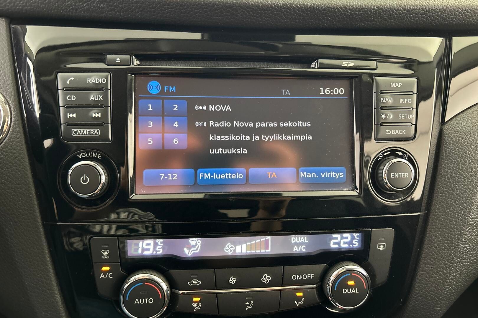 Nissan Qashqai iso kuva 16