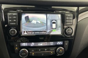 Nissan Qashqai esikatselu 17