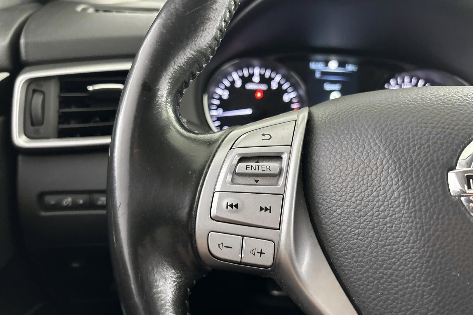 Nissan Qashqai iso kuva 21