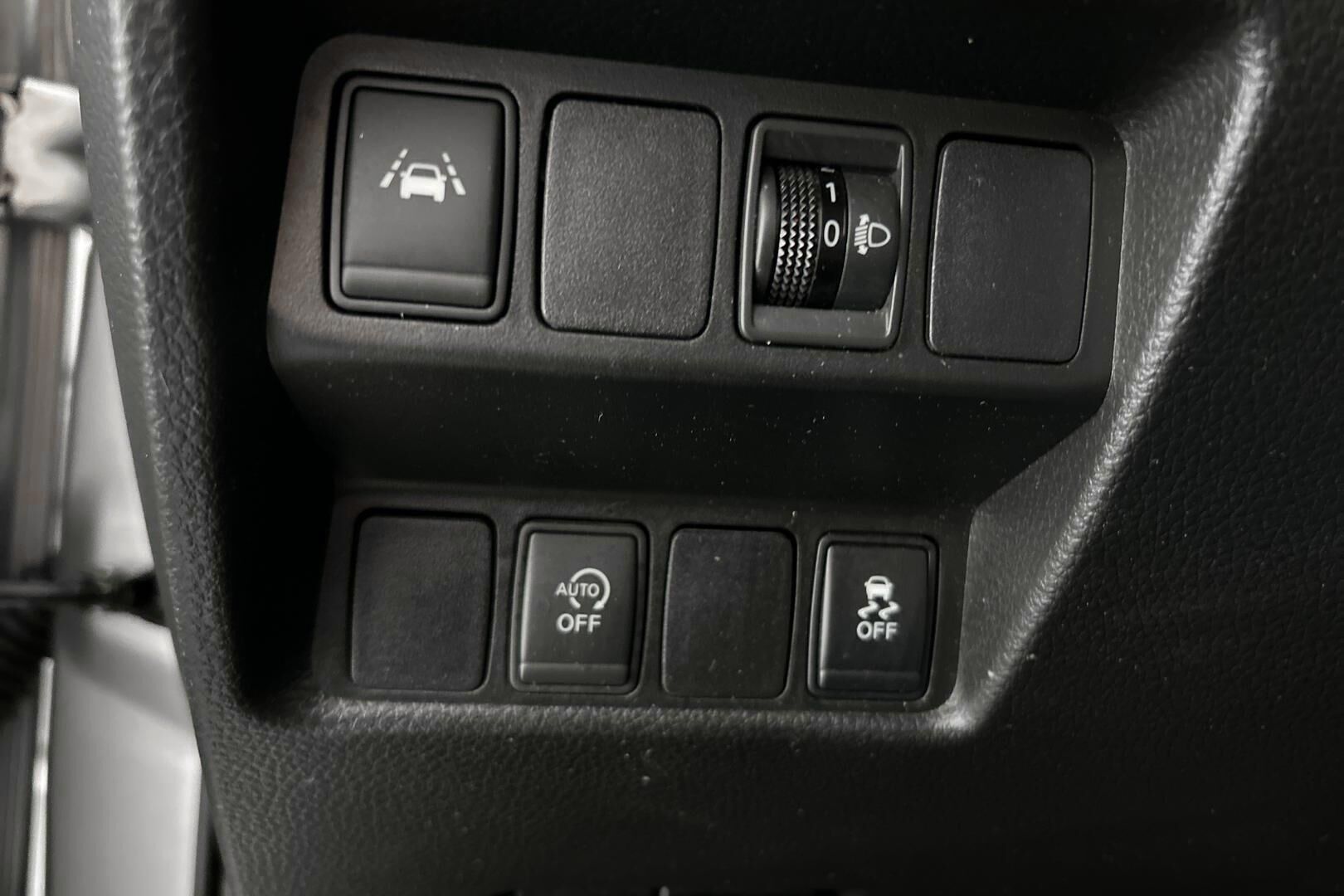 Nissan Qashqai iso kuva 24