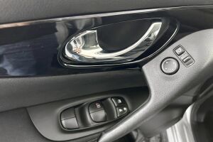 Nissan Qashqai esikatselu 25