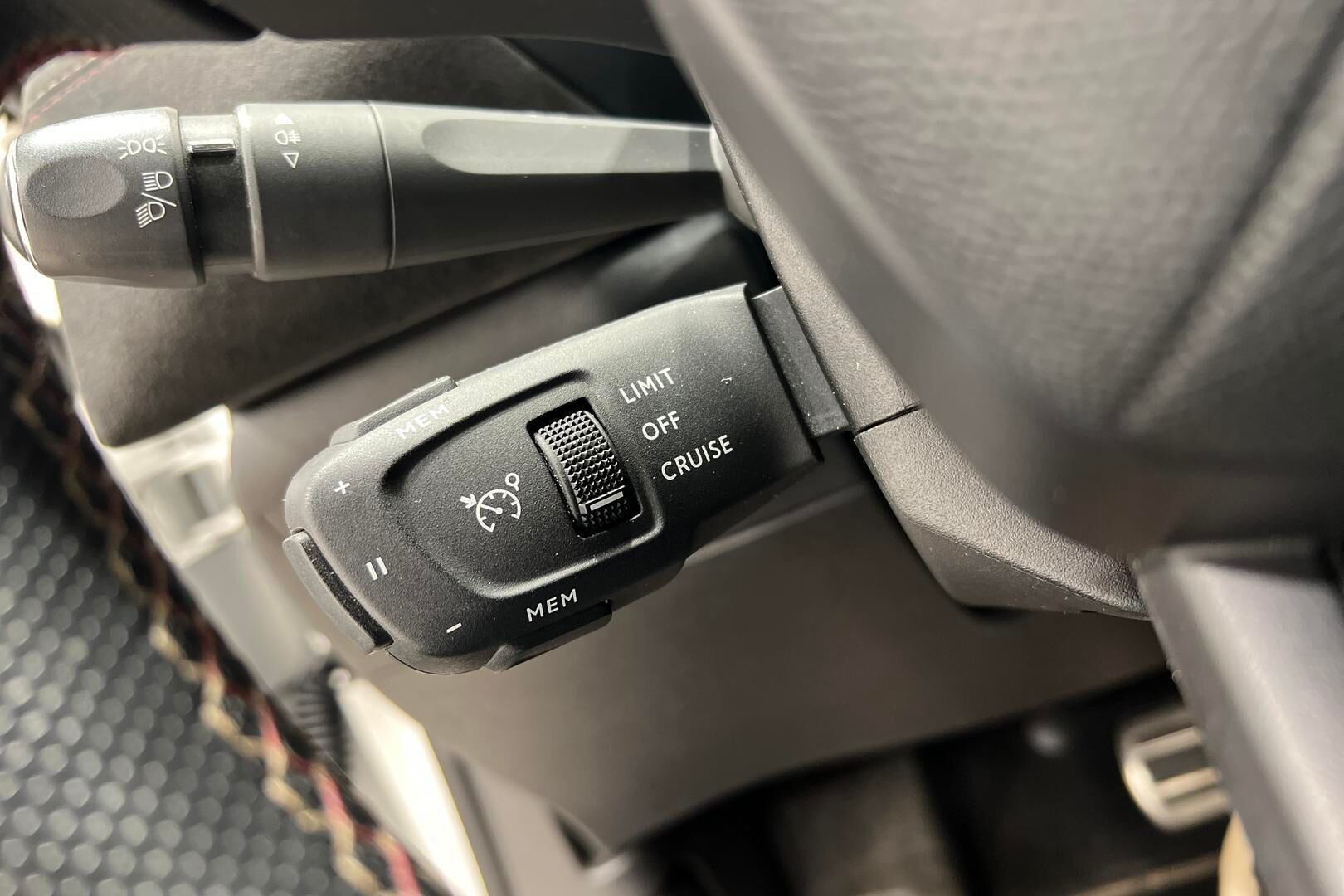 DS 3 Crossback iso kuva 30