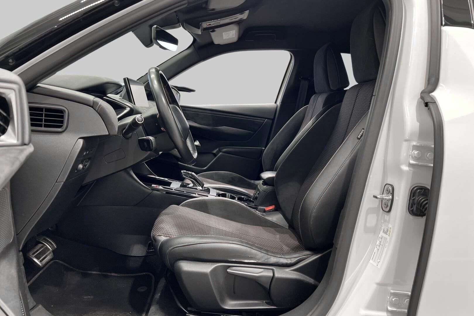 DS 3 Crossback iso kuva 8