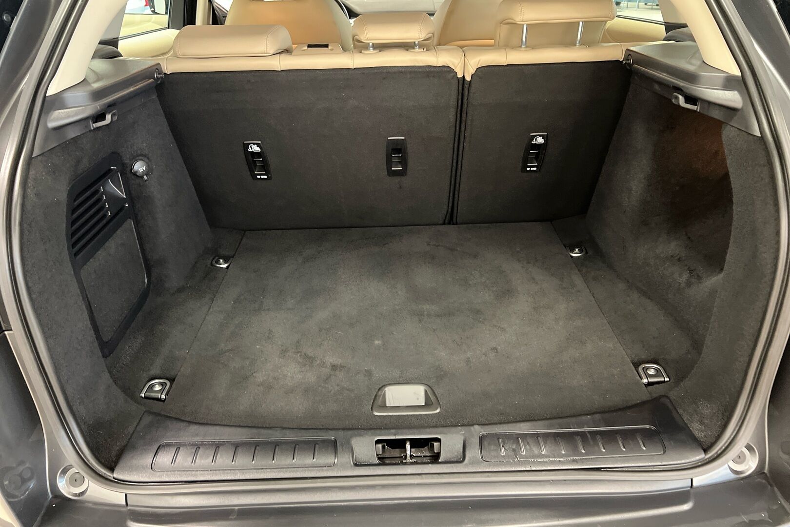 Land Rover Range Rover Evoque iso kuva 19