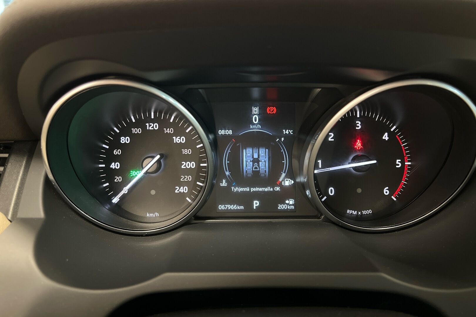 Land Rover Range Rover Evoque iso kuva 9