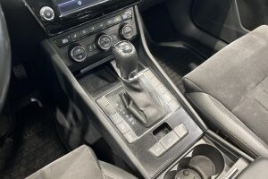 Skoda Superb esikatselu 21