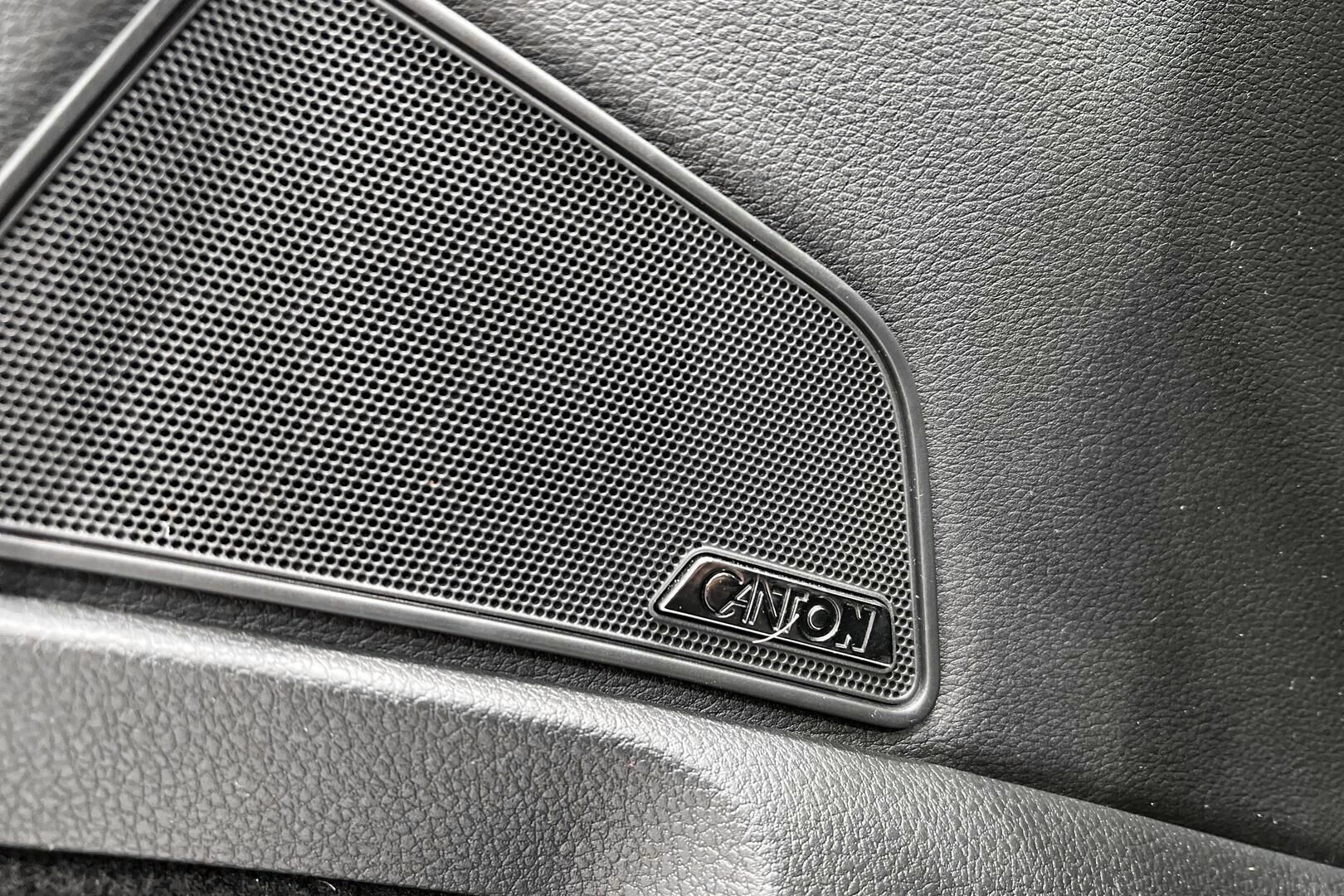 Skoda Superb iso kuva 27