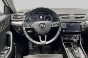 Skoda Superb esikatselu 31