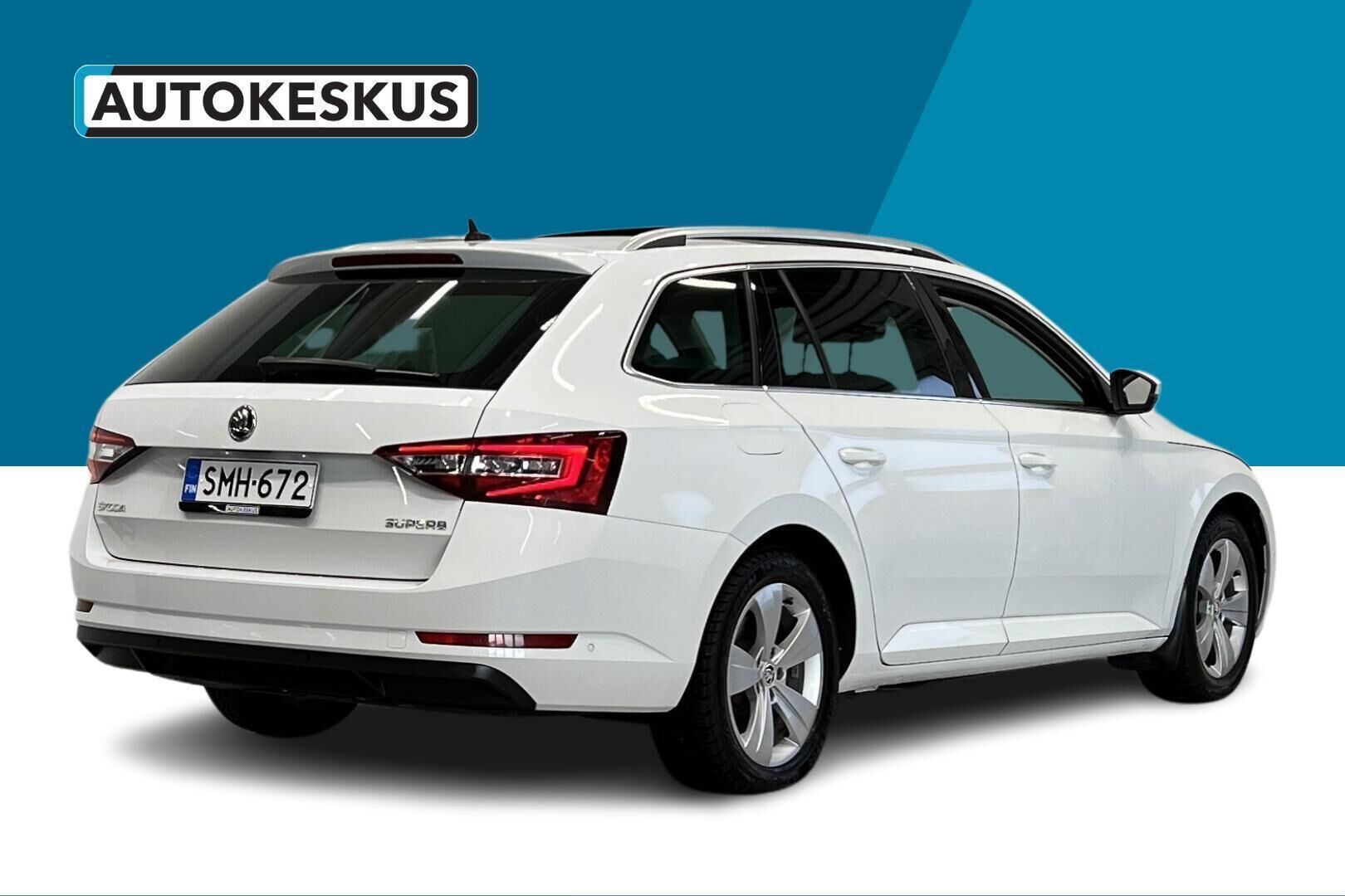 Skoda Superb iso kuva 5