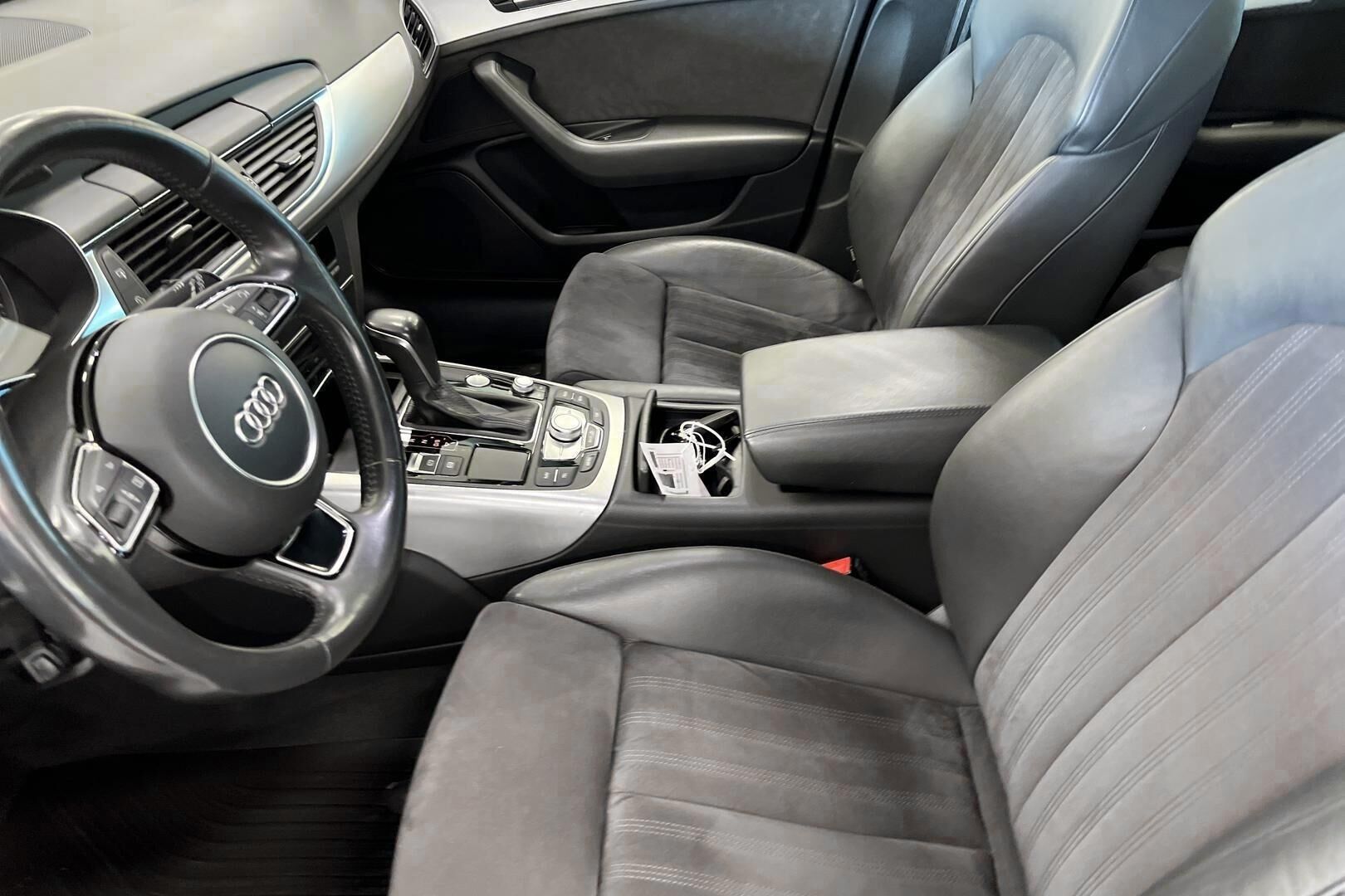 Audi A6 iso kuva 9