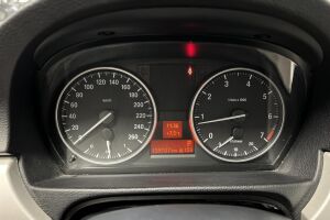 BMW 3-sarja esikatselu 14