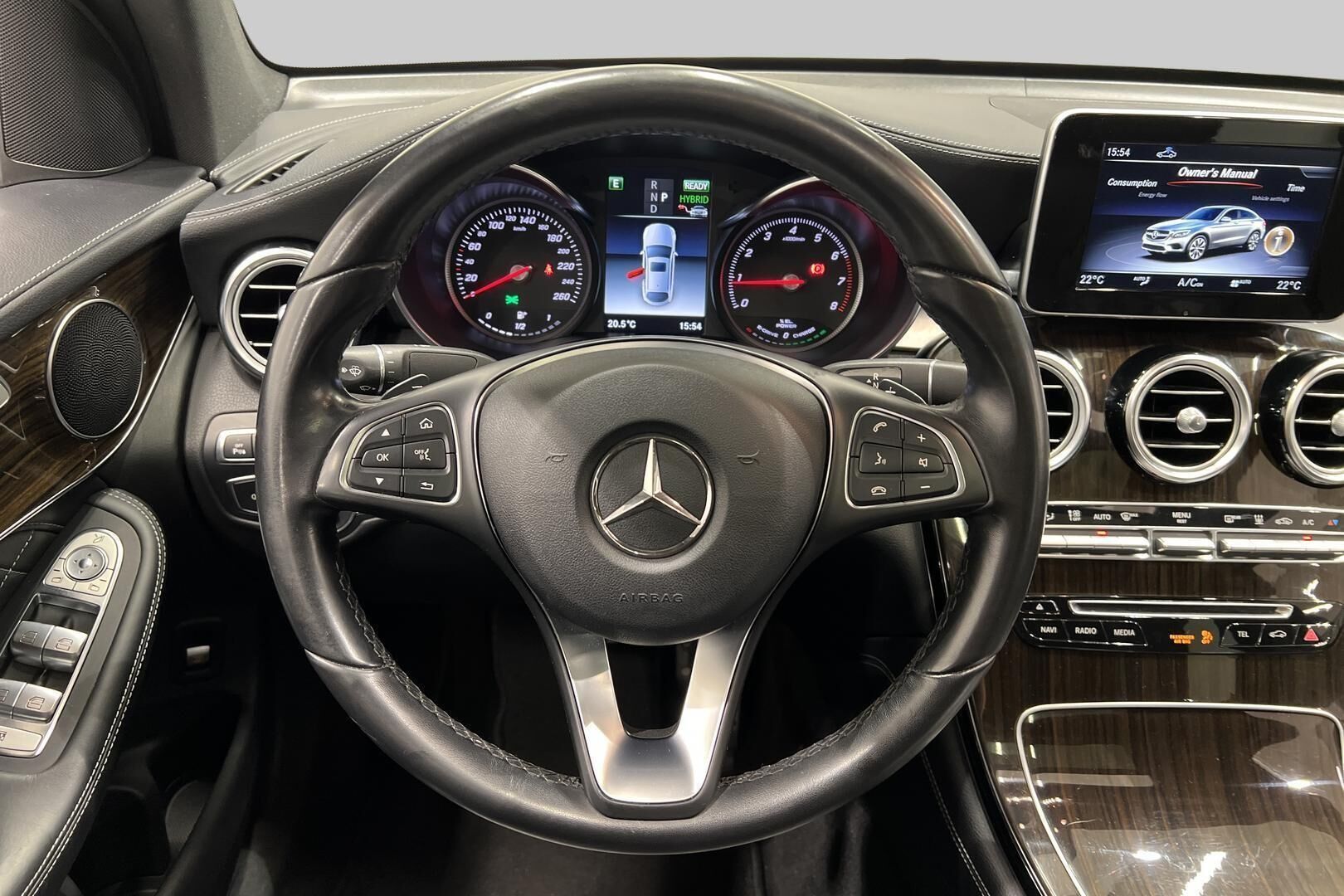 Mercedes-Benz GLC iso kuva 7