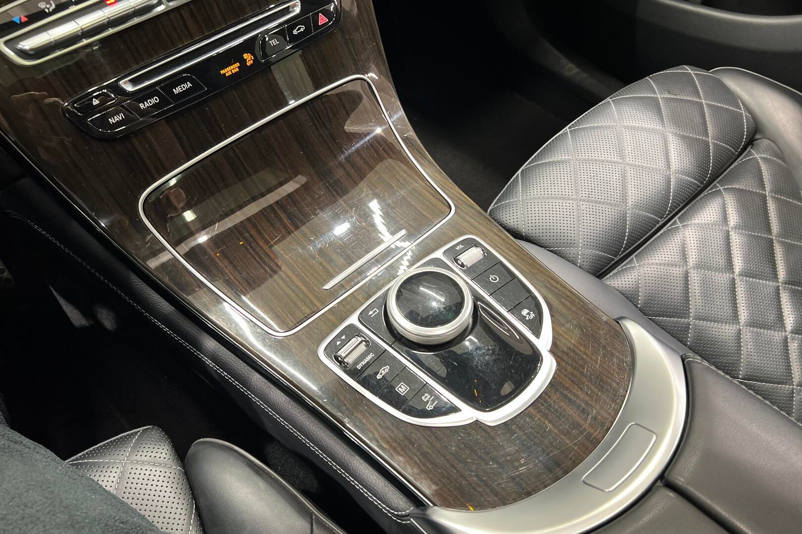 Mercedes-Benz GLC iso kuva 9