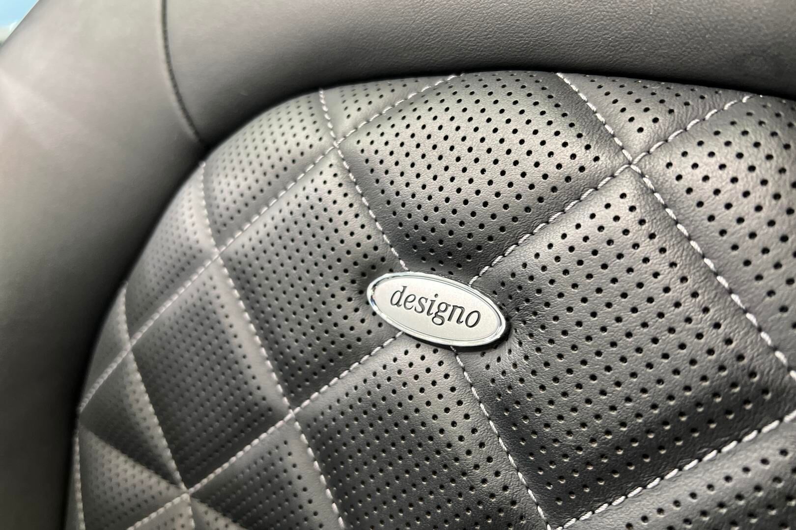 Mercedes-Benz GLC iso kuva 15