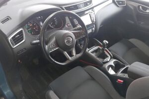 Nissan Qashqai esikatselu 2