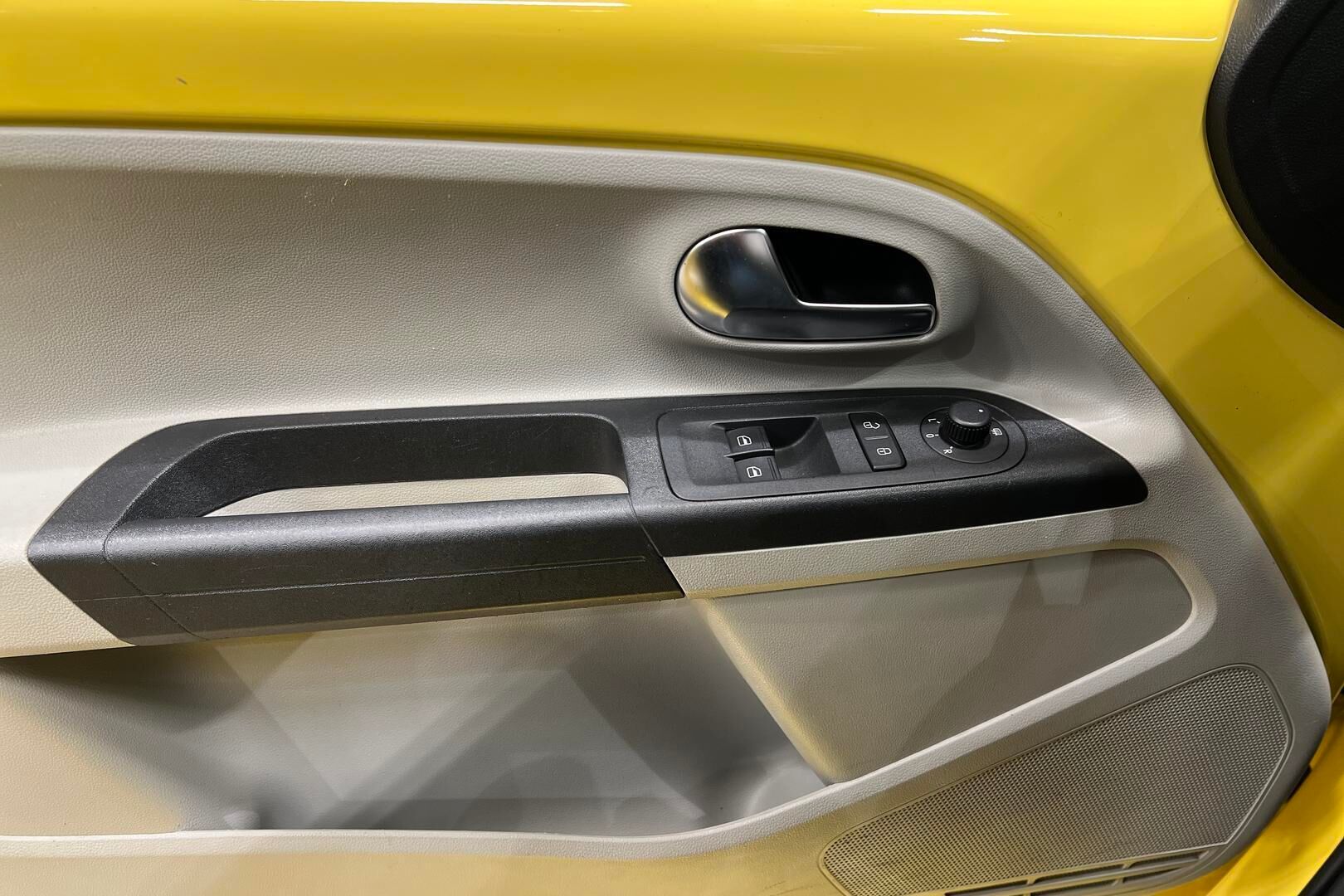 Seat Mii iso kuva 16