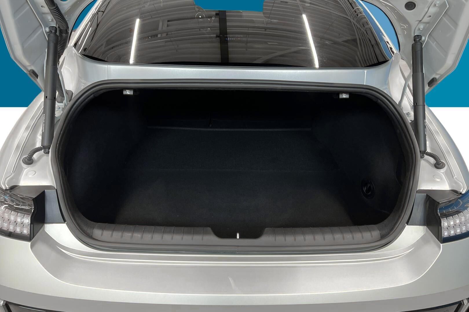 Hyundai IONIQ 6 iso kuva 31