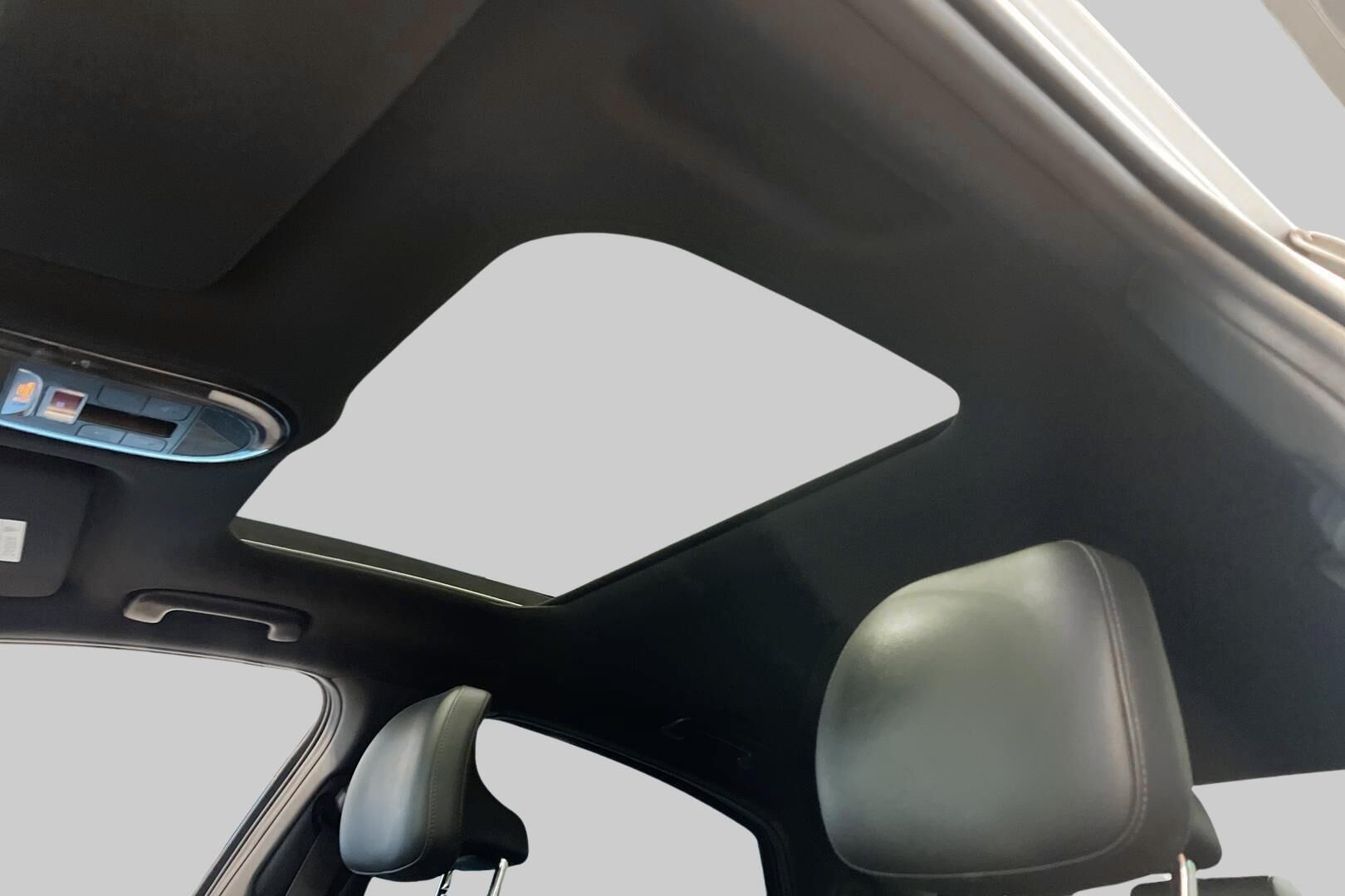 Hyundai IONIQ 6 iso kuva 15